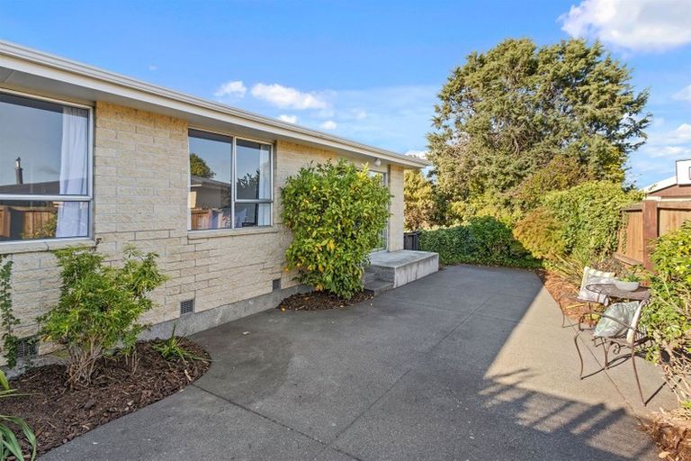 Photo of property in 2/18 Wanstead Place, Woolston, Christchurch, 8062