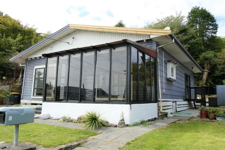 Photo of property in 3 Sturge Street, Cobden, Greymouth, 7802