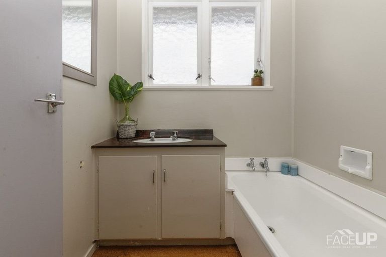 Photo of property in 13 Parma Place, Henderson, Auckland, 0612