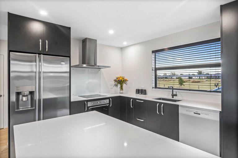 Photo of property in 32 Shrimpton Avenue, Woodend, 7610