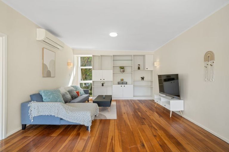 Photo of property in 105 Donald Street, Karori, Wellington, 6012