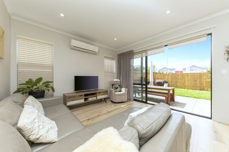 Photo of property in 14 Harakeke Road, Hobsonville, Auckland, 0616