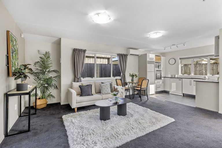 Photo of property in 4 Melville Street, Tawa, Wellington, 5028