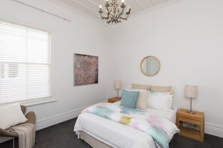 Photo of property in 34 Sentinel Road, Herne Bay, Auckland, 1011