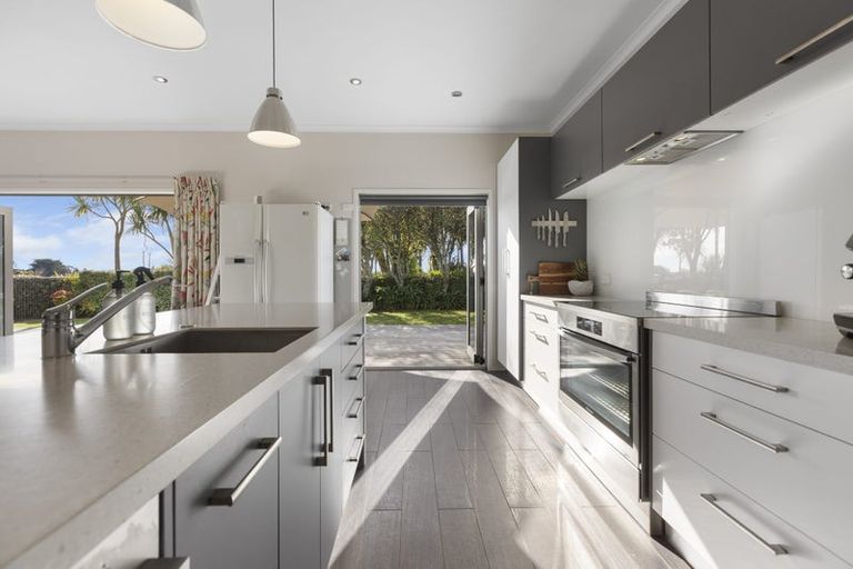 Photo of property in 75 Lepper Road, Inglewood, 4386