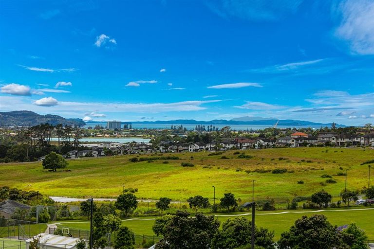 Photo of property in 50 Wainui Road, Silverdale, 0932