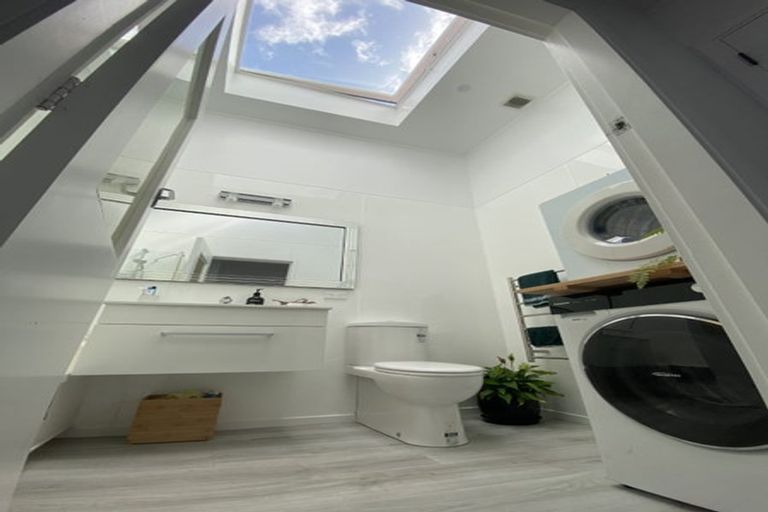 Photo of property in 1 Aurora Street, Petone, Lower Hutt, 5012