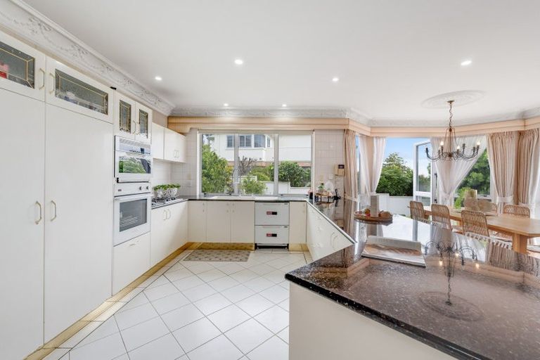 Photo of property in 35 Mccahill Views, Botany Downs, Auckland, 2010