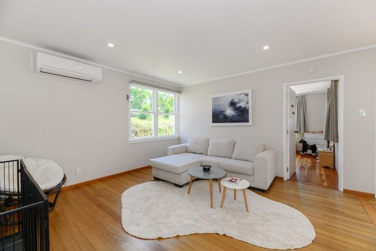 Photo of property in 1/11 Hill Crescent, New Lynn, Auckland, 0600