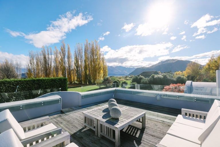 Photo of property in 20 Waimana Place, Wanaka, 9305