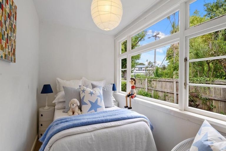 Photo of property in 65 Leinster Road, Merivale, Christchurch, 8014