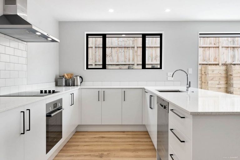 Photo of property in 21 Thomason Crescent, Pokeno, 2402