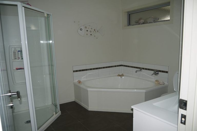 Photo of property in 18 Ata-mahina Way, Ruakaka, 0116