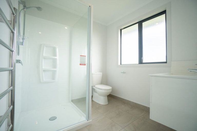 Photo of property in 35 Silicon Way, Fitzherbert, Palmerston North, 4410