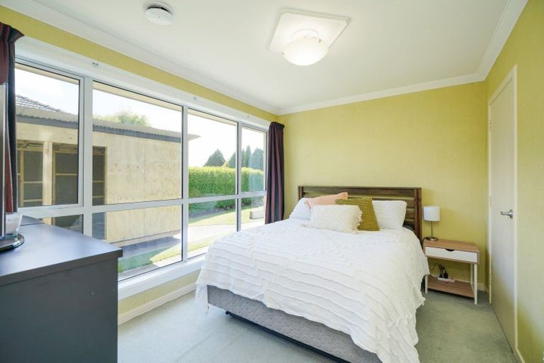 Photo of property in 24 Adamson Crescent, Glengarry, Invercargill, 9810
