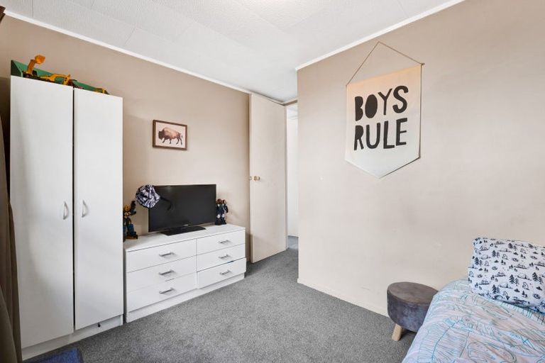 Photo of property in 5 Hobart Drive, Spotswood, New Plymouth, 4310