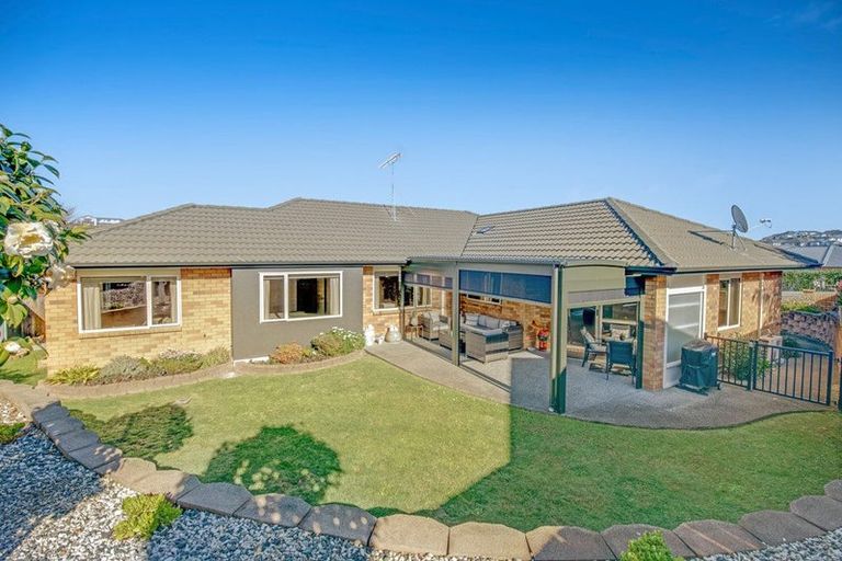 Photo of property in 84 Tauranga Place, Orewa, 0931