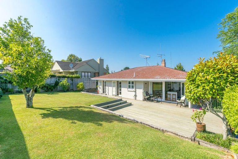 Photo of property in 10 Riverview Terrace, Fairfield, Hamilton, 3214