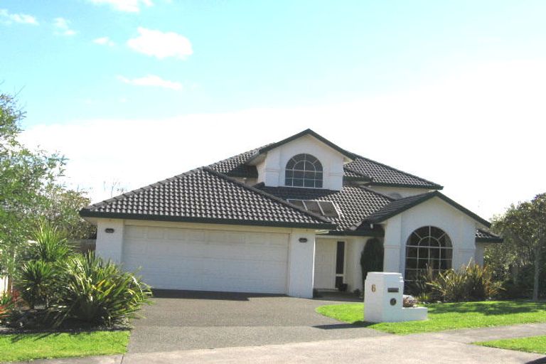 Photo of property in 6 Auden Close, Somerville, Auckland, 2014