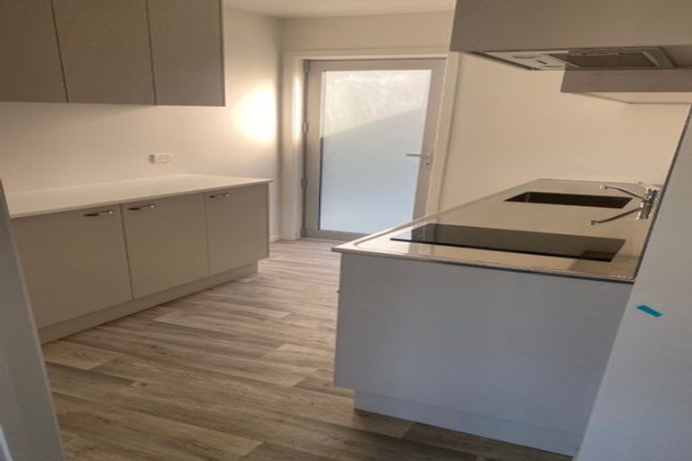 Photo of property in 40a-b Belt Road, Moturoa, New Plymouth, 4310