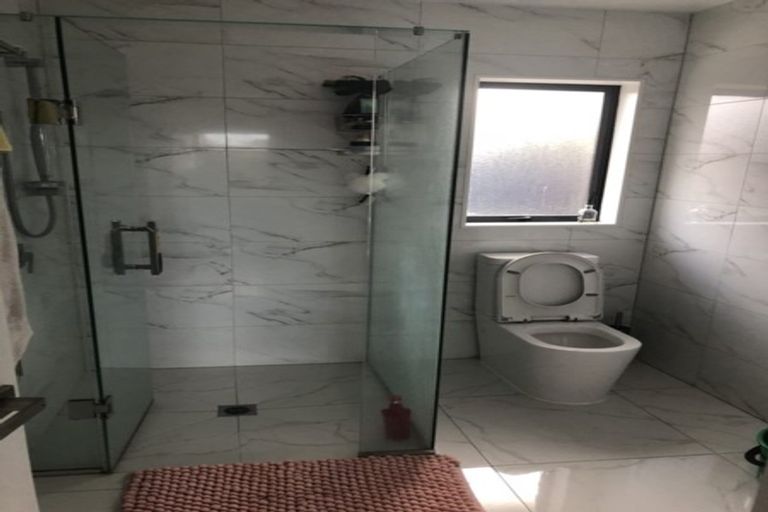 Photo of property in 22 Whitford Place, Rototuna North, Hamilton, 3210