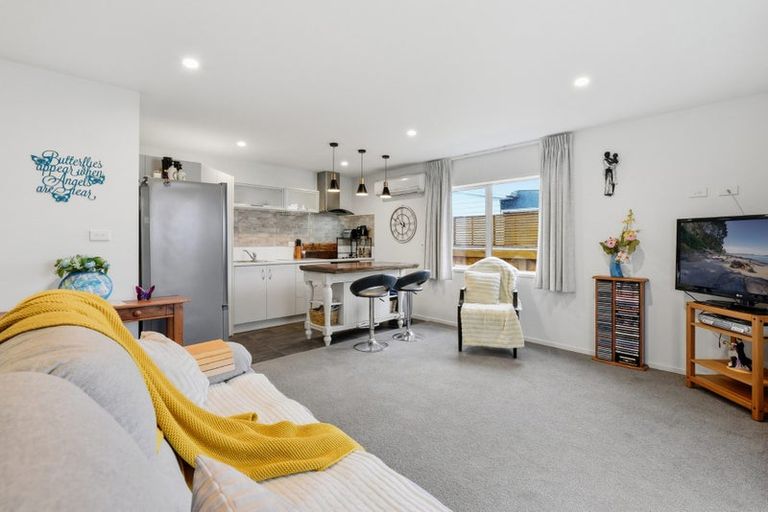 Photo of property in 11 Kamahi Crescent, Papamoa Beach, Papamoa, 3118