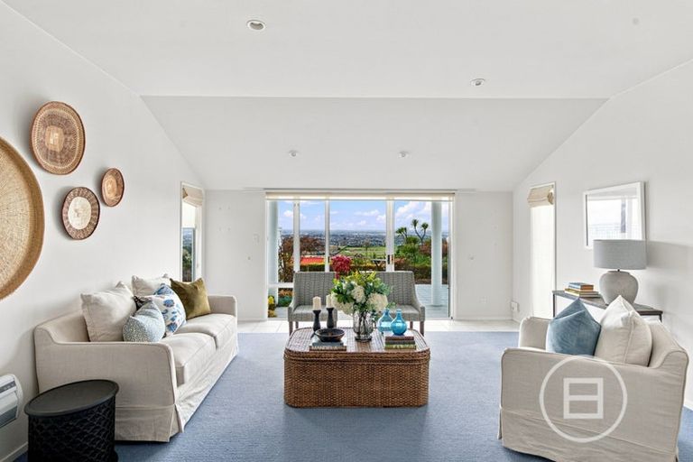 Photo of property in 1/17 Petworth Place, Westmorland, Christchurch, 8025