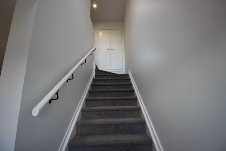 Photo of property in 1c Stott Avenue, Birkdale, Auckland, 0626