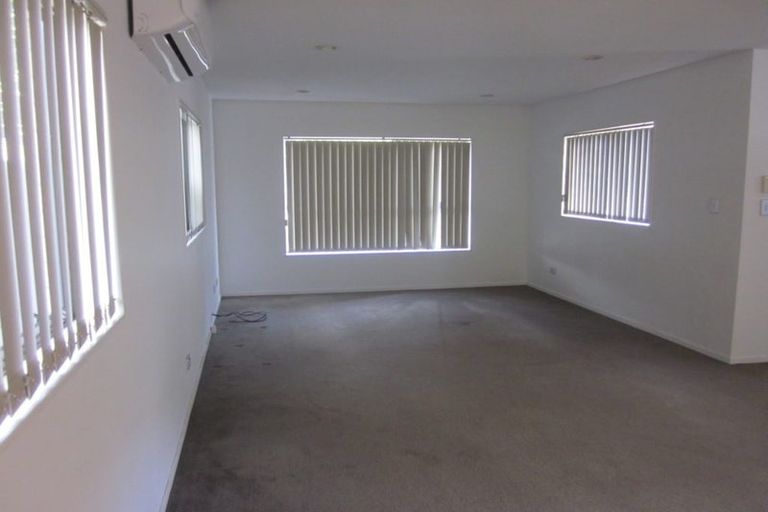 Photo of property in 58a Swanson Road, Henderson, Auckland, 0610