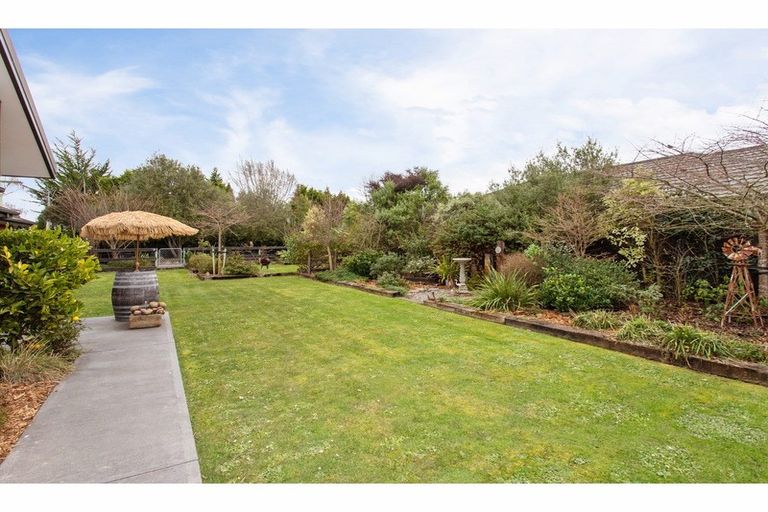 Photo of property in 138 Rangiora Woodend Road, Woodend, 7610