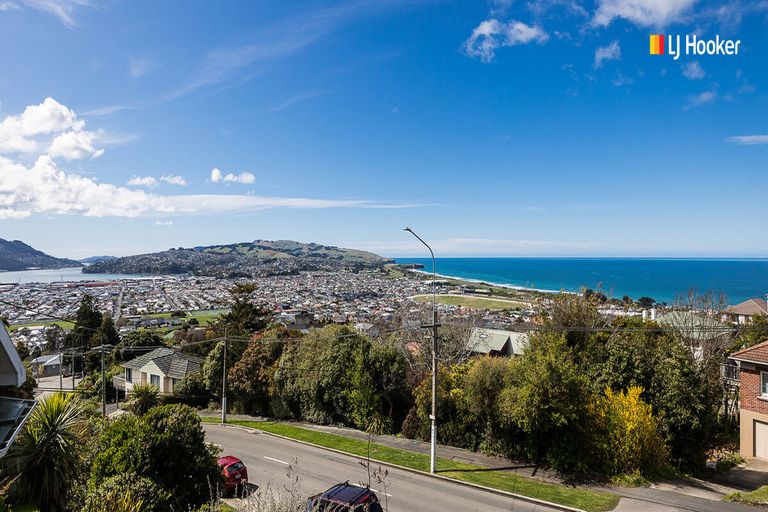 Photo of property in 62 Middleton Road, Kew, Dunedin, 9012