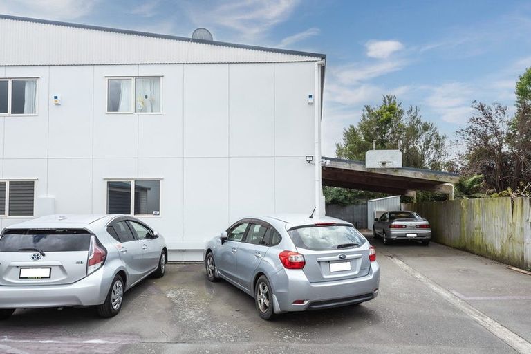 Photo of property in 2/91 Brockworth Place, Riccarton, Christchurch, 8011