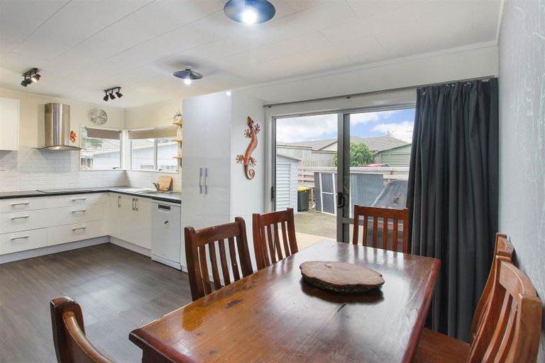 Photo of property in 87 King Street, Waiuku, 2123