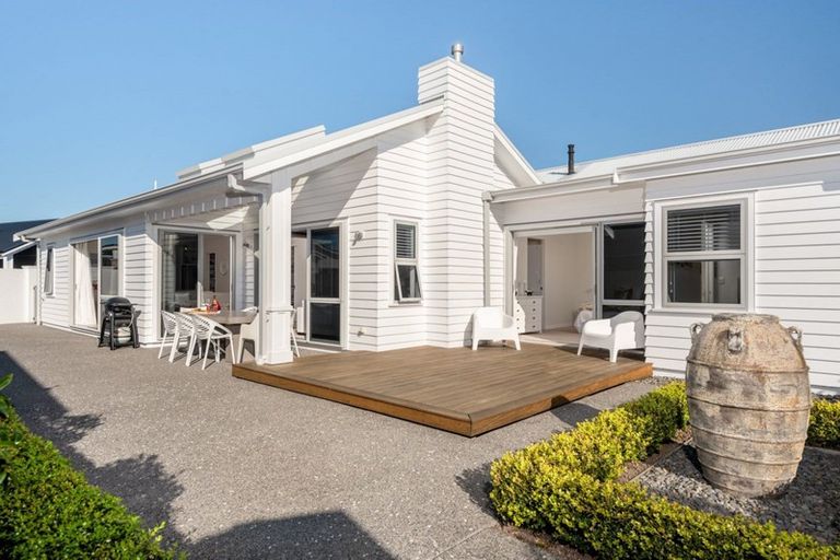 Photo of property in 1 Astelia Lane, Papamoa Beach, Papamoa, 3118