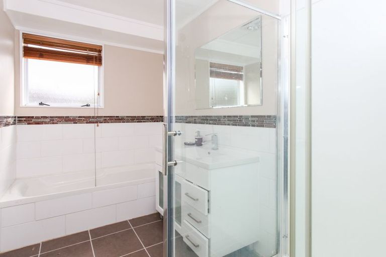 Photo of property in 161 Solar Road, Glen Eden, Auckland, 0602