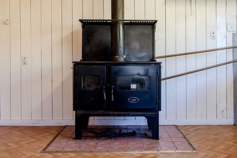 Photo of property in 28 Butlers Road, Ruatapu, Hokitika, 7883