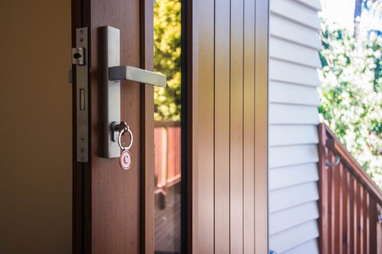 Photo of property in 18 Middleton Road, Johnsonville, Wellington, 6037