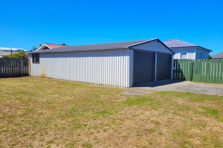 Photo of property in 1 Seddon Street, Temuka, 7920
