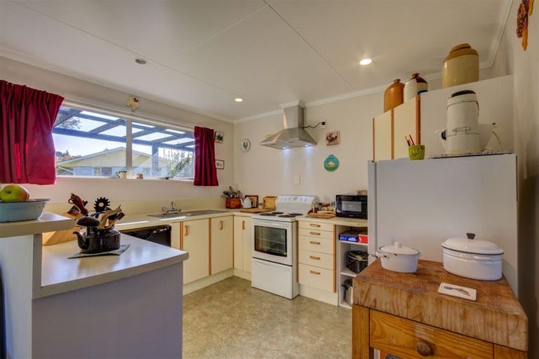 Photo of property in 44 Railway Street, Sefton, 7477