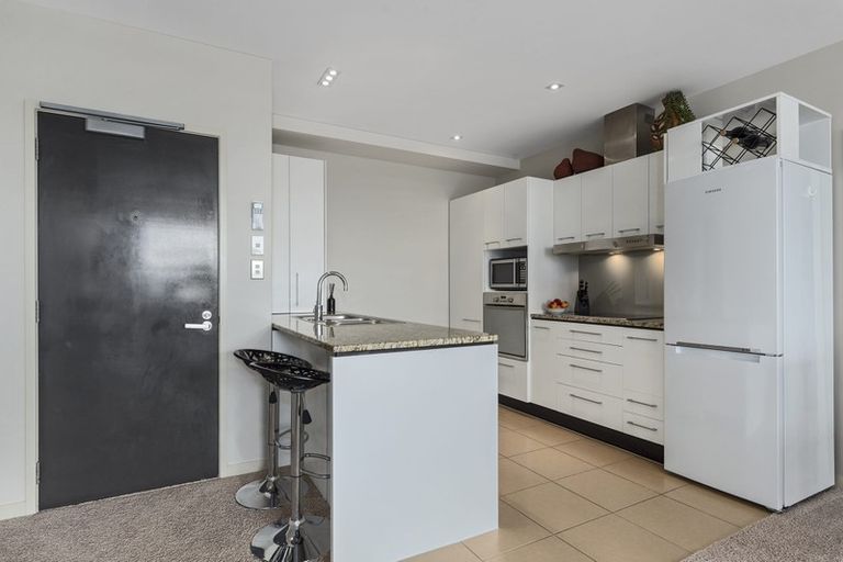 Photo of property in Maison Apartments, 307/16 Huron Street, Takapuna, Auckland, 0622