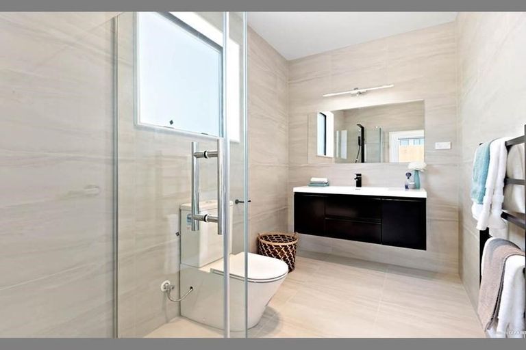 Photo of property in 5 Verdot Close, Kumeu, 0810