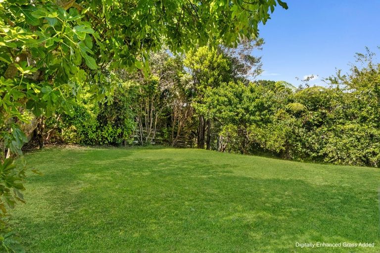 Photo of property in 3b Hunter Place, Merrilands, New Plymouth, 4312
