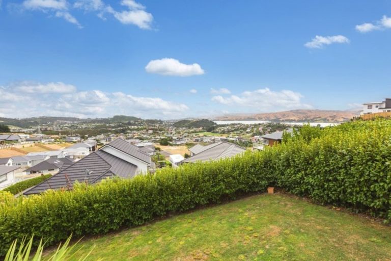 Photo of property in 85 Endeavour Drive, Whitby, Porirua, 5024