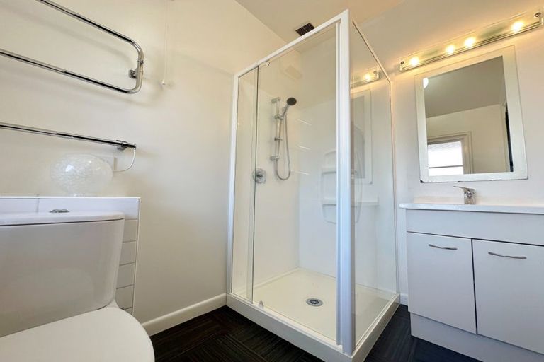 Photo of property in 77 Kahu Road, Fendalton, Christchurch, 8041