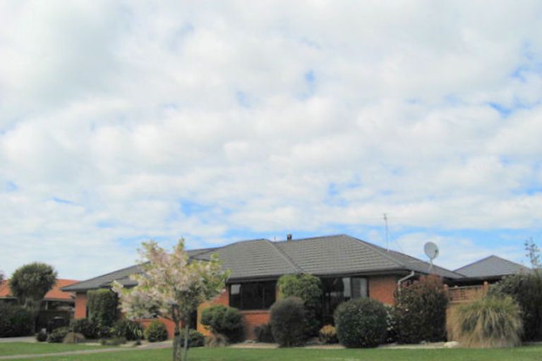 Photo of property in 33 Welsford Street, Woodend, 7610