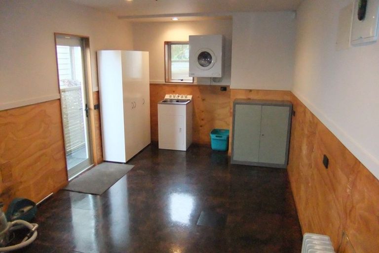 Photo of property in 27 Waverton Terrace, Churton Park, Wellington, 6037