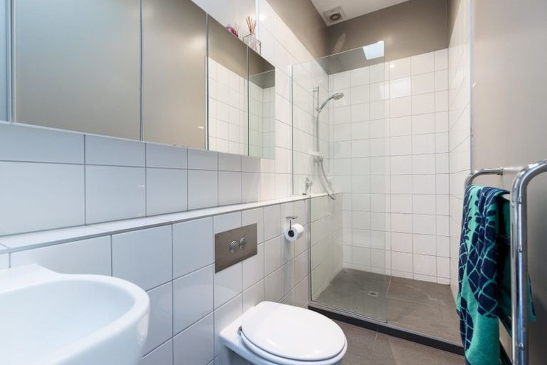 Photo of property in 12 Majoribanks Street, Mount Victoria, Wellington, 6011