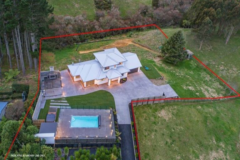 Photo of property in 193 Dunn Road, Ararimu, Drury, 2579