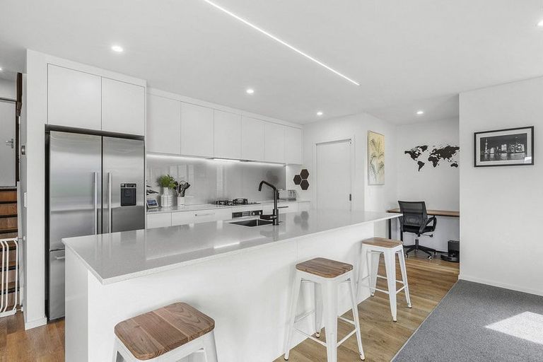 Photo of property in 168 Endeavour Drive, Whitby, Porirua, 5024