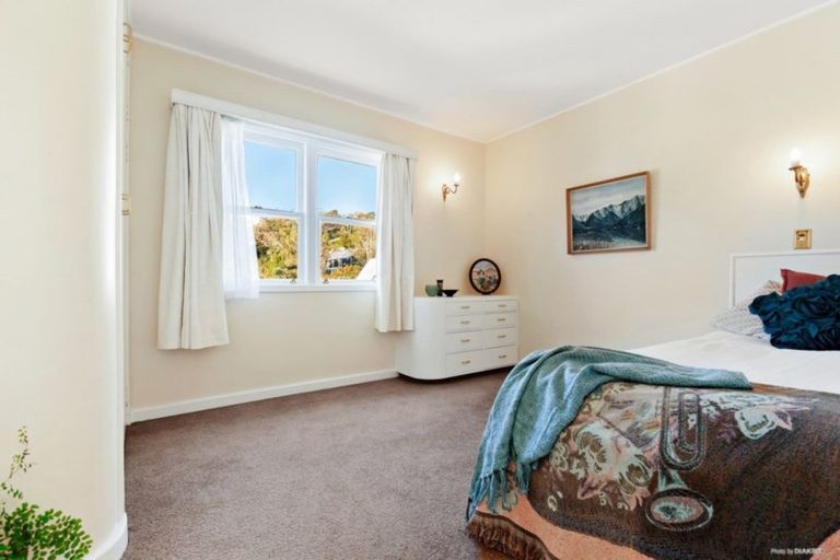 Photo of property in 407c Karori Road, Karori, Wellington, 6012